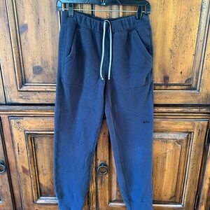 REI Boys Black Fleece Joggers